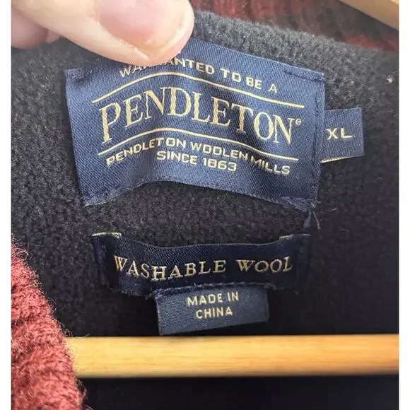 Pendleton Vest Mens XL Burgandy Washable Shetland Wool Full Zip Pockets Lined